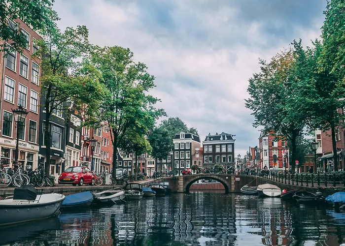 Amsterdam All Inclusive Hotel