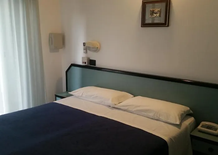 Hotel Caravelle