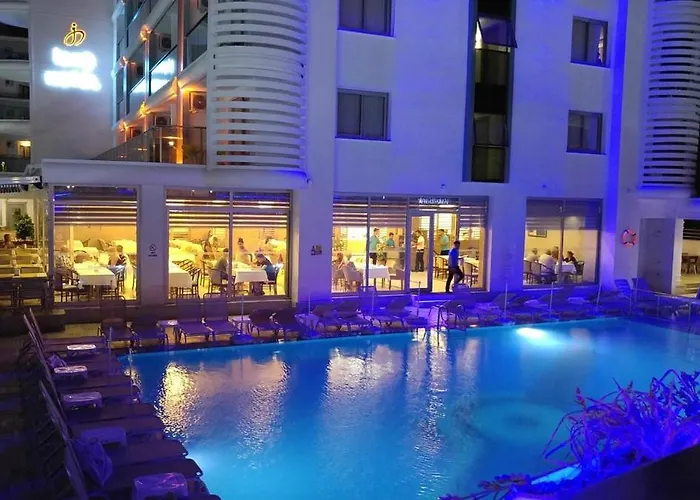 Idas Hotel (Adults Only)