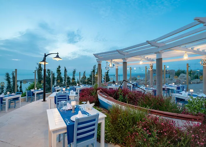 Royal Teos Thermal Resort Clinic & Spa - Halal Hotel