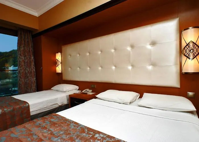 Pasa Beach Hotel