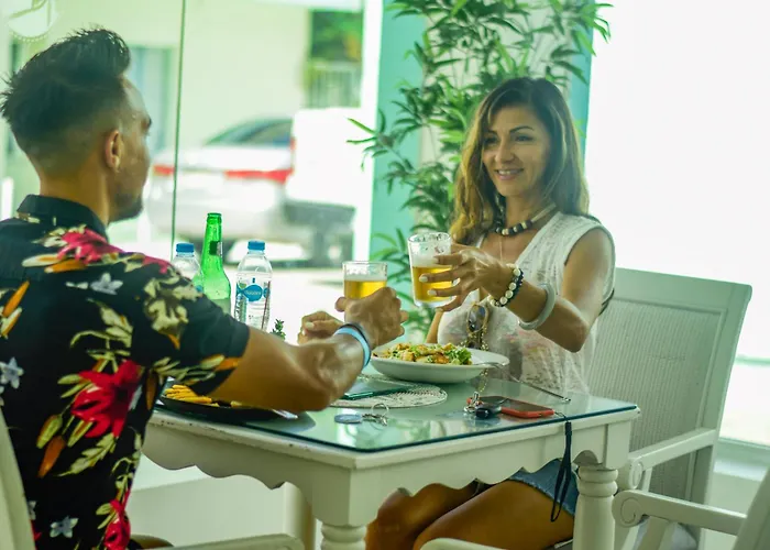 Hotel Checkin El Cortecito Beach