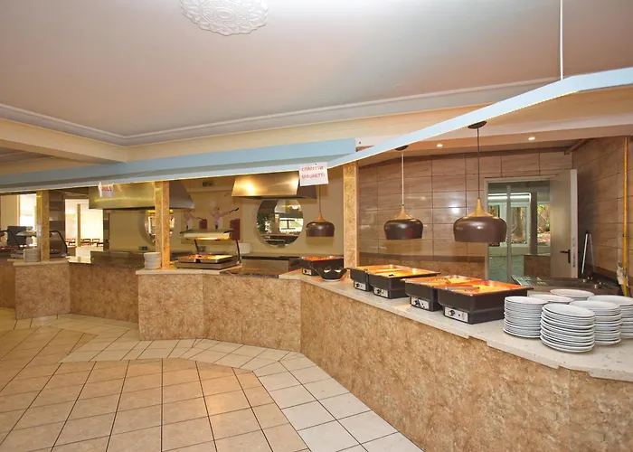 Eri Beach&Village Hotel