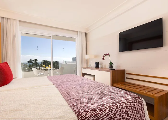 Puerto del Carmen (Lanzarote) All Inclusive Hotel