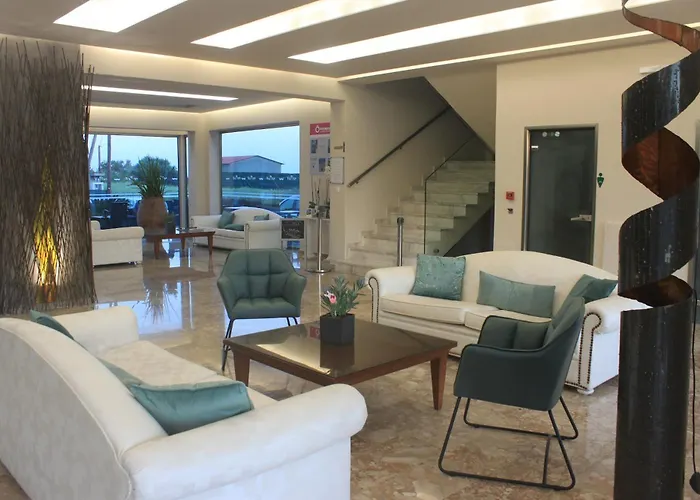 Vallian Village Hotel