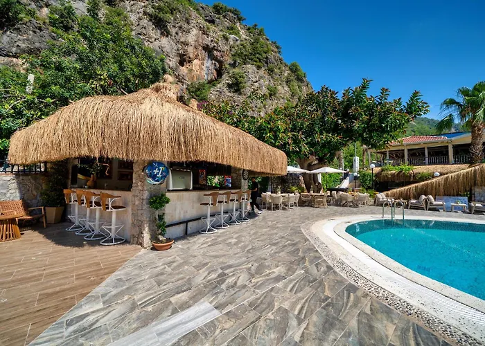 Ata Lagoon Beach Hotel