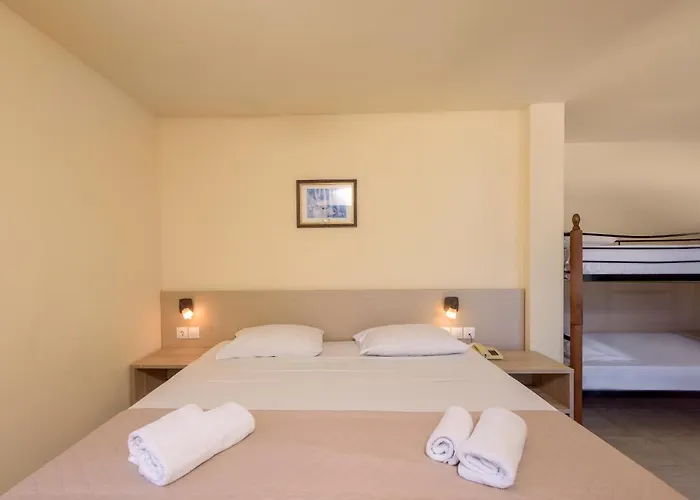 Eri Beach&Village Hotel