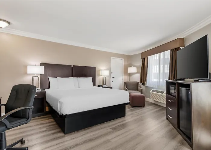 Best Western Plus La Mid-Town Hotel