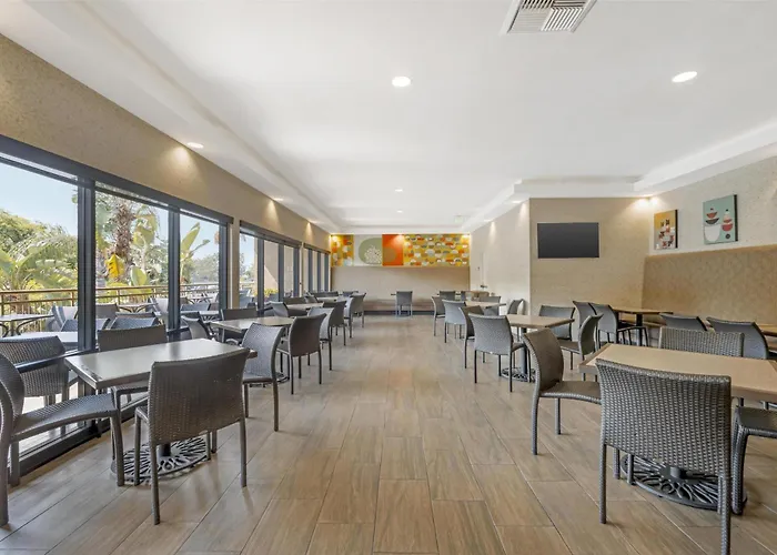 Best Western Plus Anaheim Inn