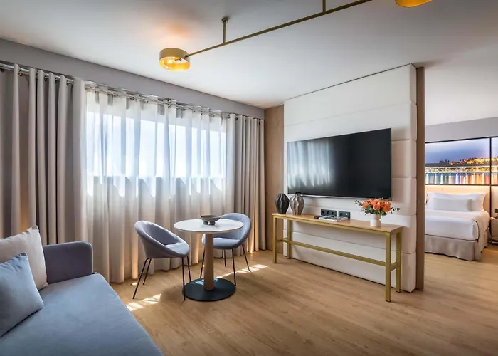 Barcelo Malaga