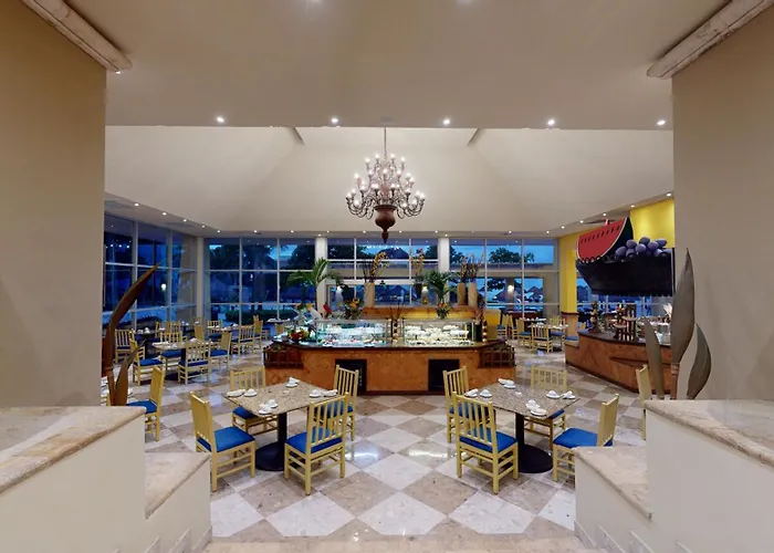 Royal Select At Grand Park Royal Cancun (Adults Only)